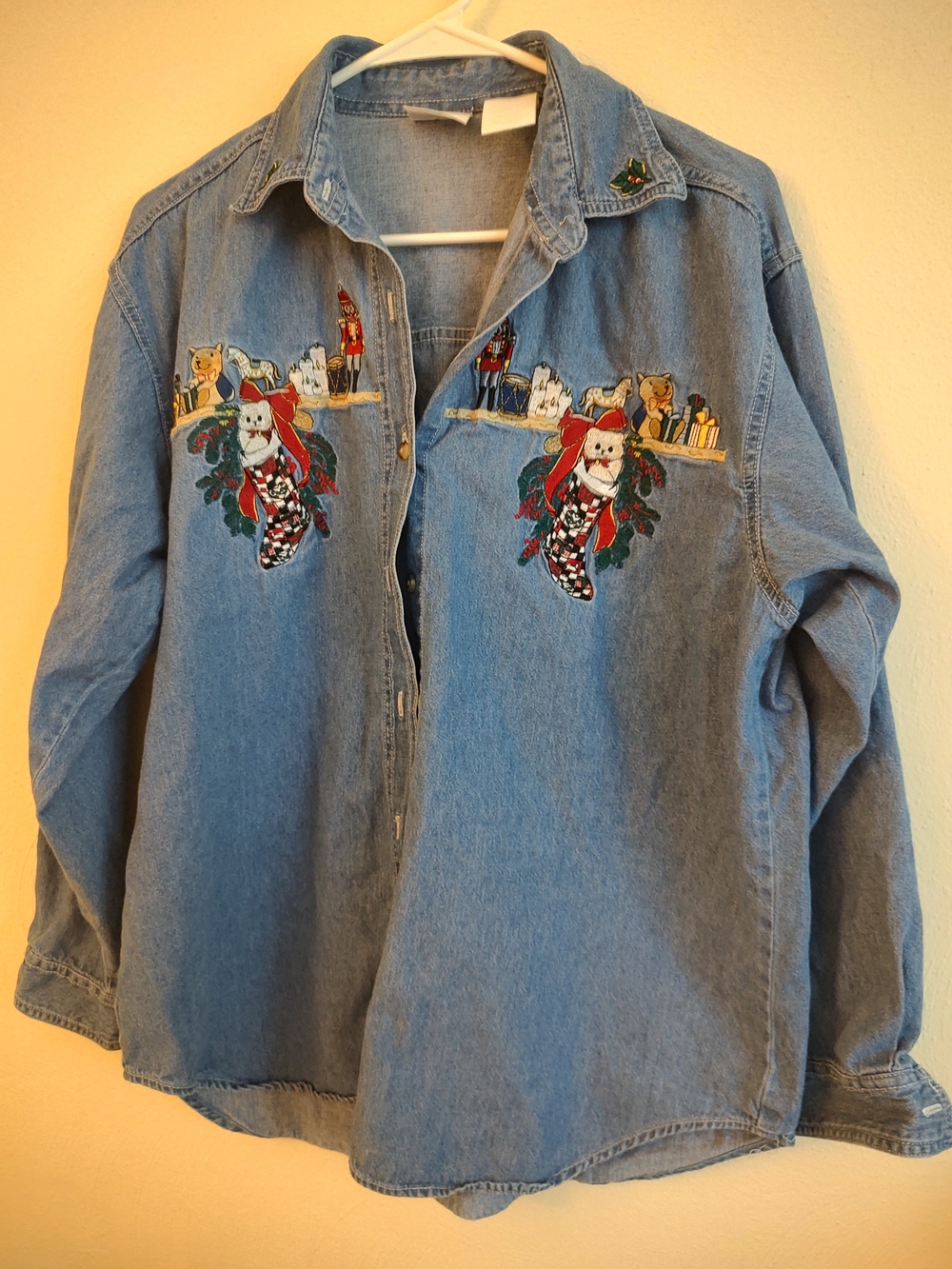 Vintage Bobbie Brooks Christmas Embroidered Denim Button-Down Shirt
